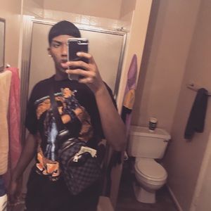 Meet your Posher, Devonaire